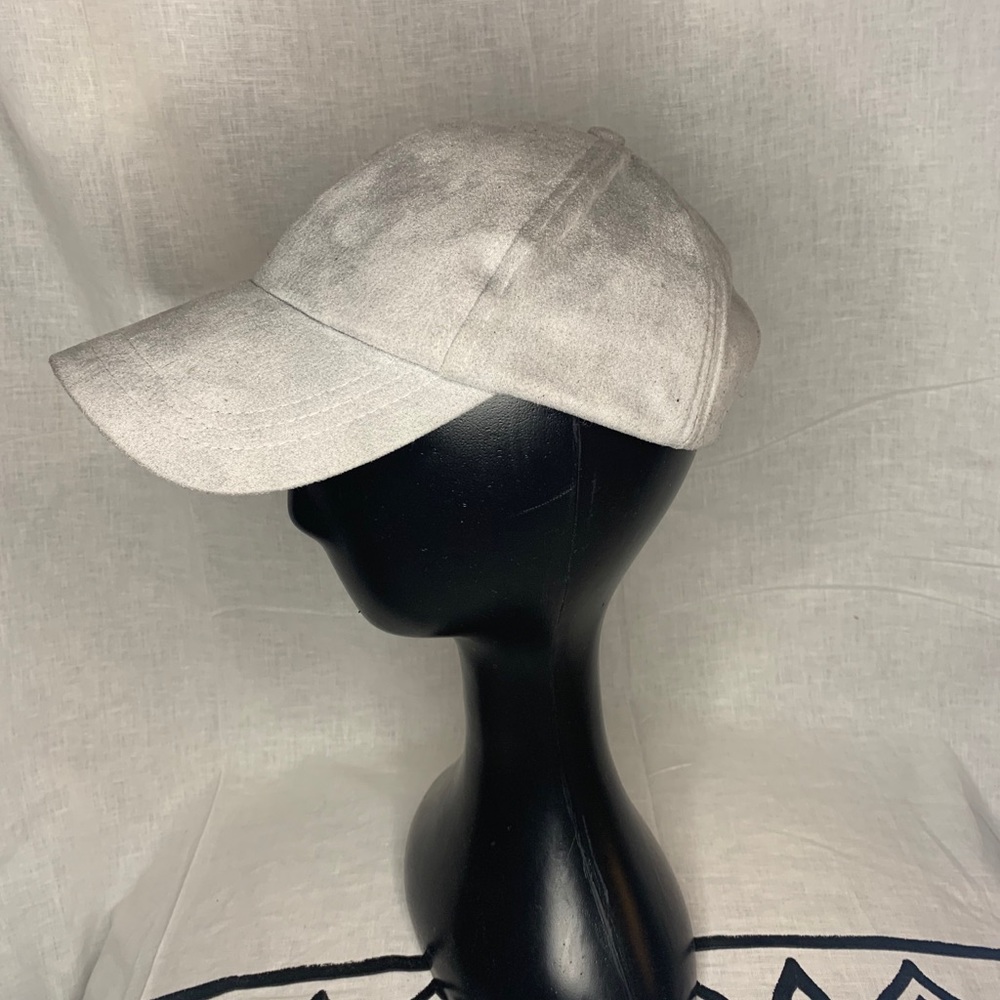 Freepeople light gray suede cap
